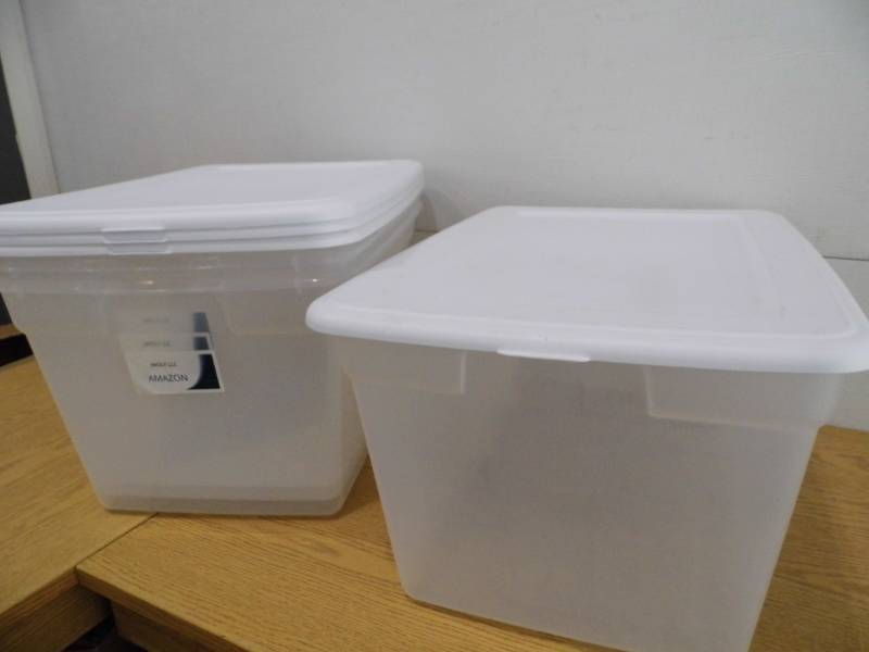 lot 101 image: Lot of 4 Large Sterilite Storage Containers