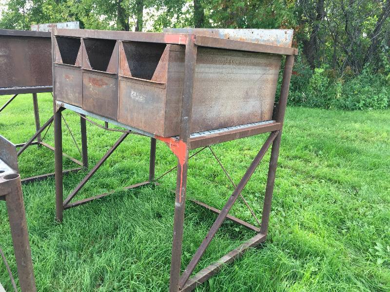 lot 8 image: Heavy Duty Storage Units Or Parts Bins