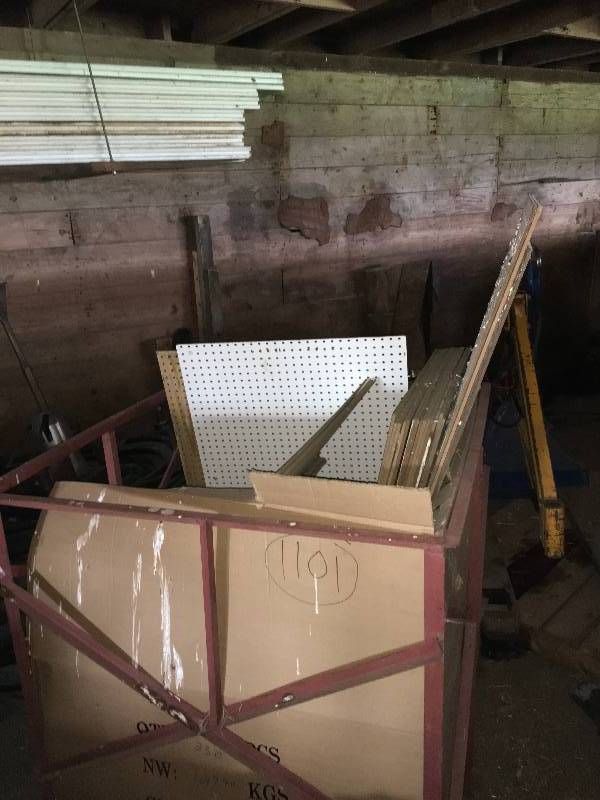 lot 20 image: Tote Of Assorted Pegboard