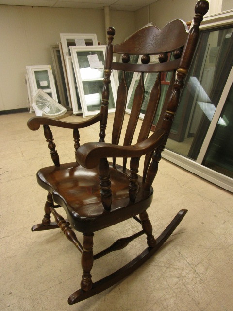 lot 226 image: WOOD ROCKING CHAIR