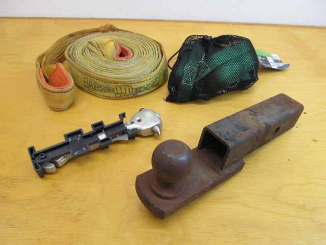 lot 163 image: Straps Trailer Hitch & Window Breaker