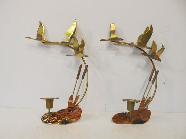 lot 261 image: Pair of Vintage Brass Flying GeeseDucks Wall Hanging Candle Holders