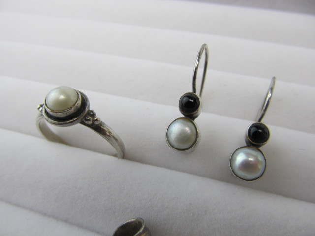 lot 116 image: Sterling Silver & Genuine Pearl Ring Earrings & Pendant Set