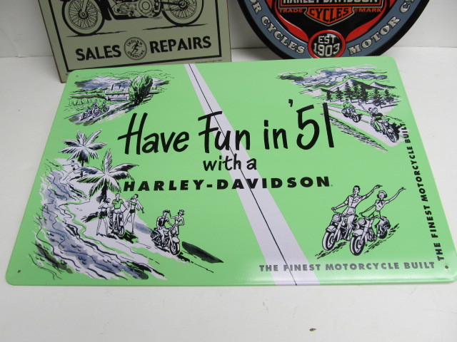 lot 131 image: Lot of 3 Vintage Style HARLEY DAVIDSON & Indian Motorcycle Metal Signs