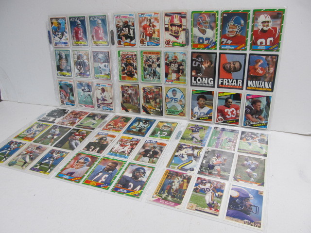 lot 132 image: Lot of Assorted Vintage Football Cards