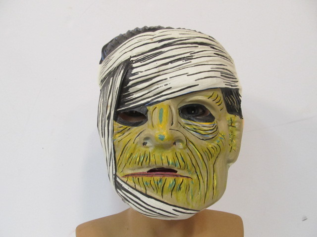 lot 83 image: Vintage 1950s Thin Plastic Halloween Mummy Monster Mask