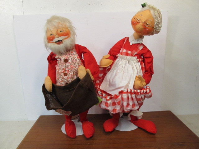 vintage annalee santa dolls