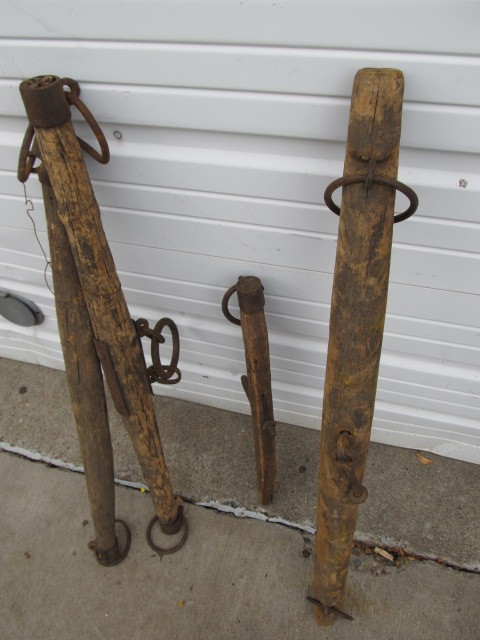 lot 236 image: 4 Antique Horse or Oxen Yokes