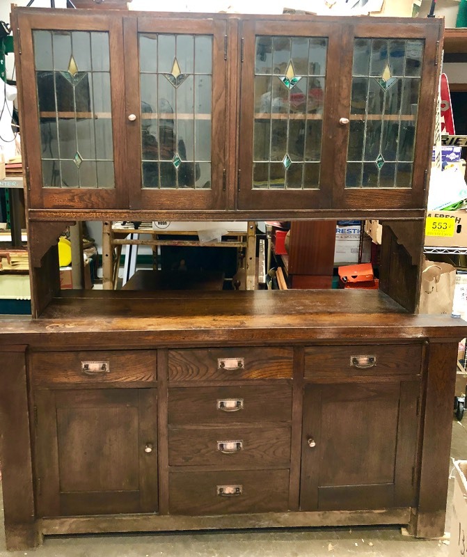 lot 1 image: Original Antique Arts & Crafts Era Built-In Cabinet wStained & Leaded Glass Doors