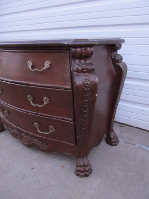 lot 264 image: Contemporary Bombe Style Chest Of Drawers