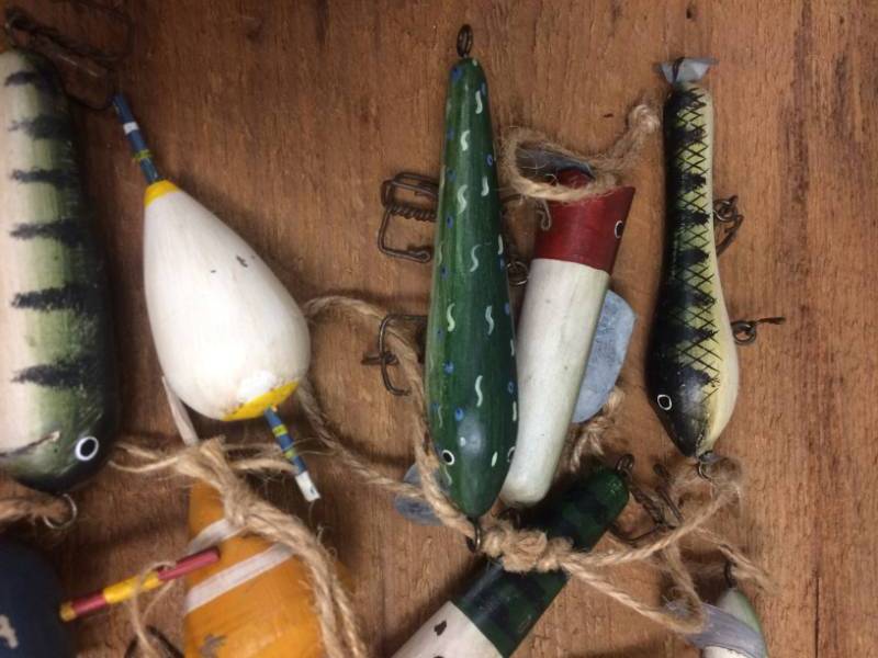 lot 33 image: Lot OF Fishing Lure Replica Wall Decor Ornaments