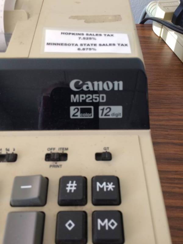 lot 27 image: Canon MP250 Two Color 12 Digit calculator