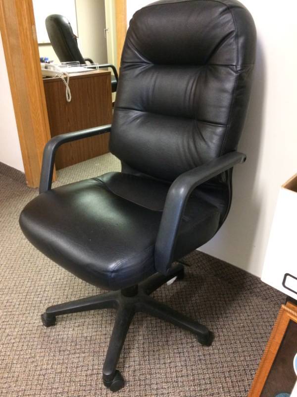 Msrp 400 High Quality Hon Leather Executive Chair Pillow Soft