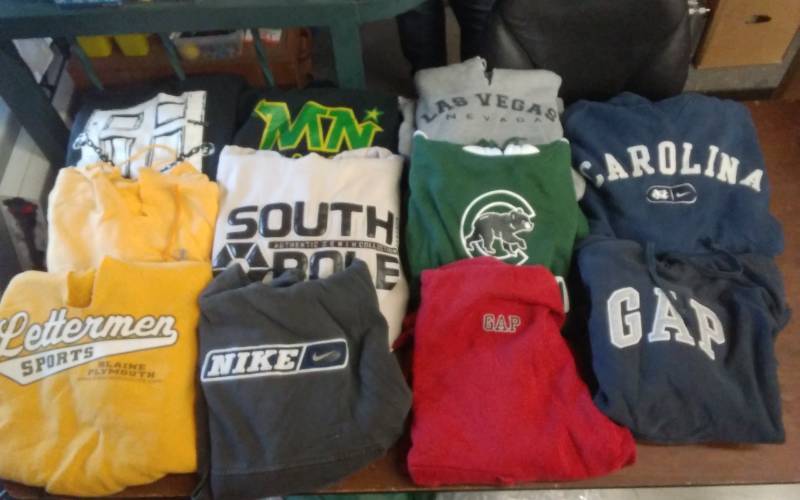 lot 2 image: 11-Assorted Hoodies Size LXL