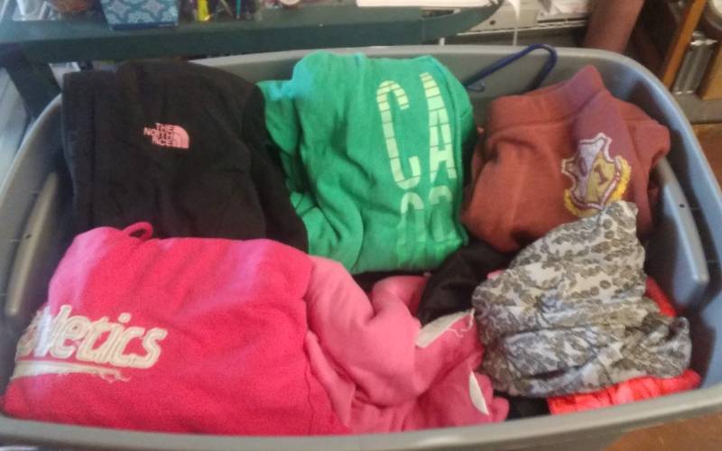 lot 9 image: Tote Bin Full Of Juniors Tops, Hoodies - Sz LXL