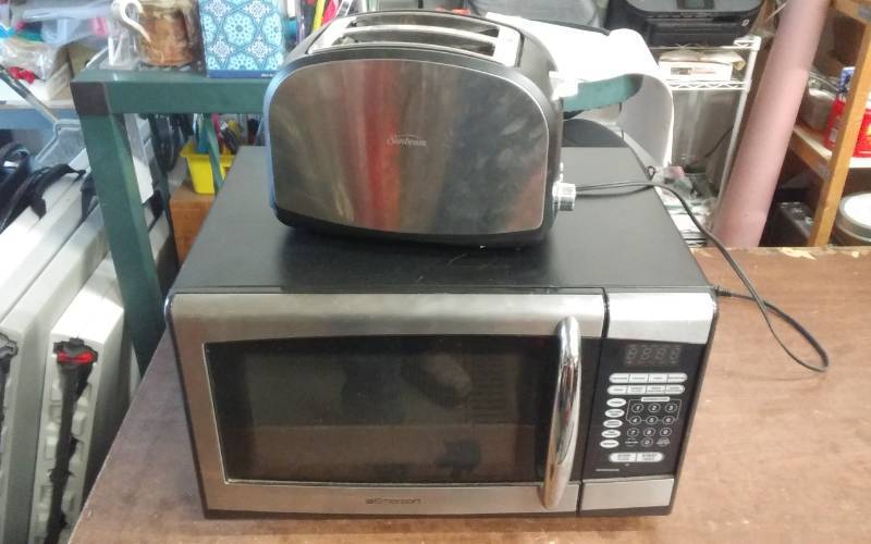 lot 34 image: Emerson Stainless Steel Microwave, Sunbeam Stainless Steel Toaster