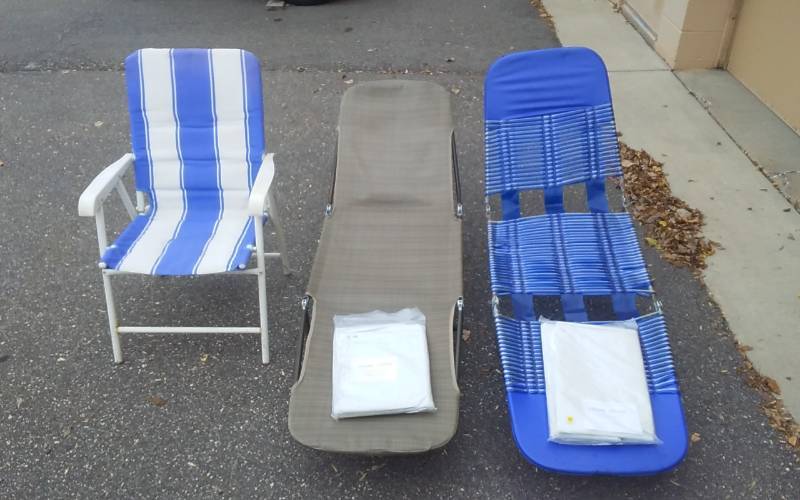 lot 50 image: 3-Lawn Chairs, 2-NEW Tarp Style Chaise Covers