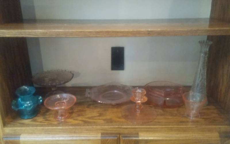lot 35 image: Lot Of Pink Depression Glass & Other Vintage Glassware