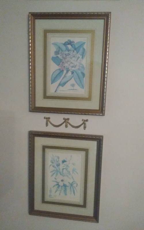lot 59 image: 4-Piece Framed Botanical Prints 11x14