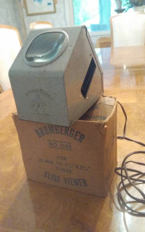 lot 99 image: Vintage Bramberger Slide Viewer