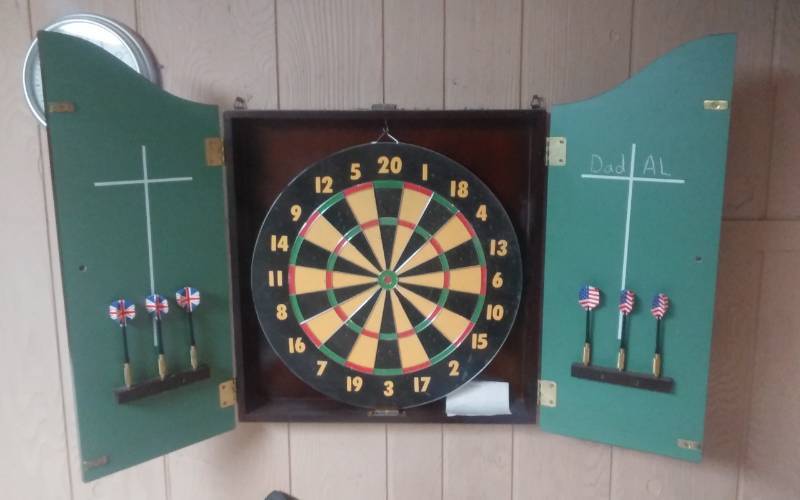 lot 122 image: Wall Mount Dart Board Cabinet