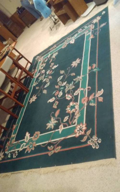 lot 173 image: Large Area Rug 92x132, 2-Runner Rugs 99x24