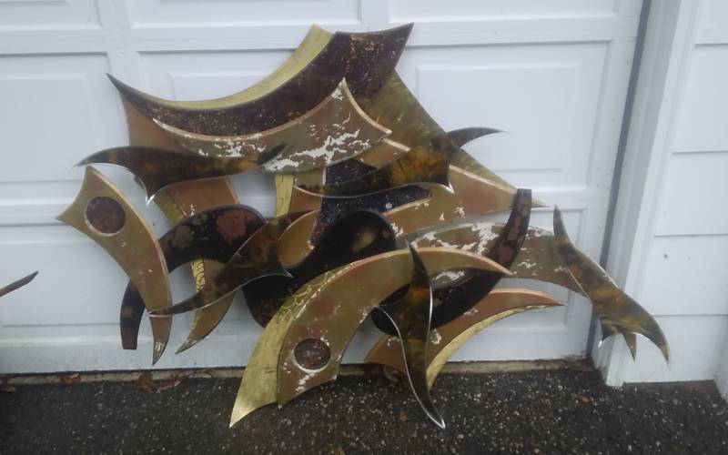 lot 185 image: Unique Wall Art Decor BrassWoodGlass