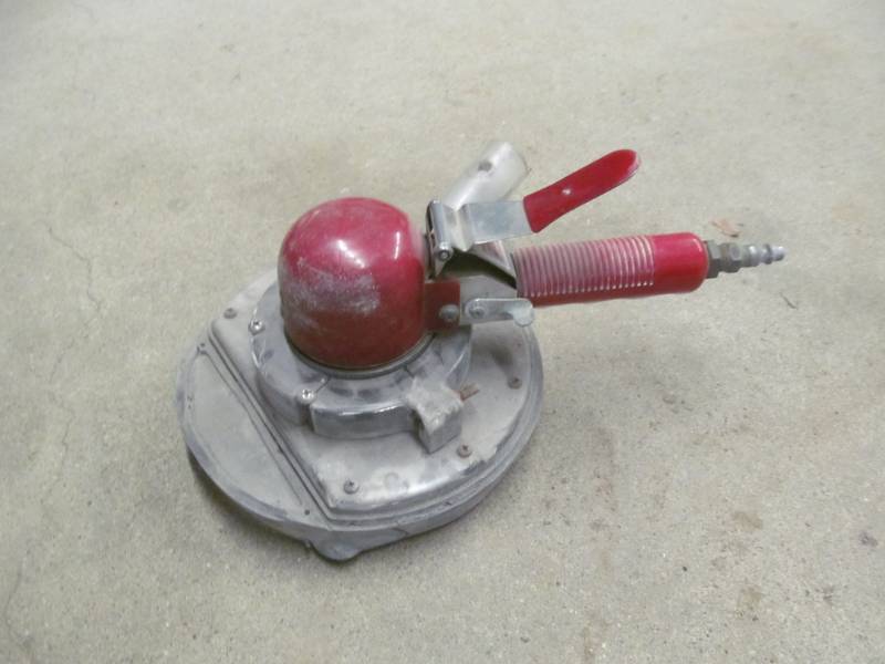 lot 17 image: Air Tool disc sander