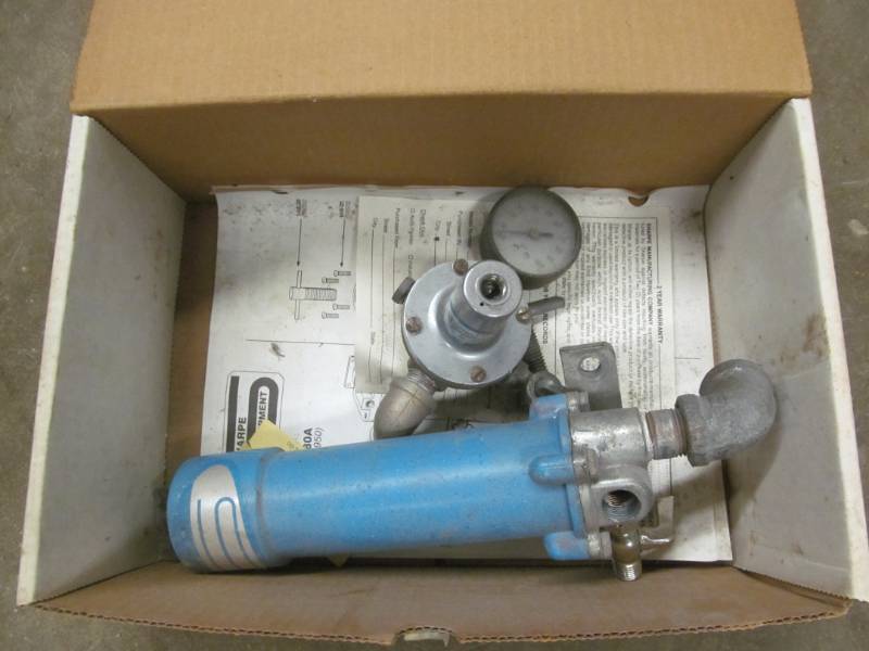 lot 24 image: Sharpe Air Control equipment