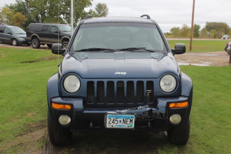 lot 4278 image: 2002 Jeep Liberty Limited 4x4