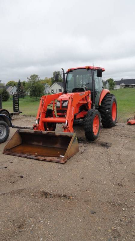 2007 Kubota M7040 With LA1153 Loader