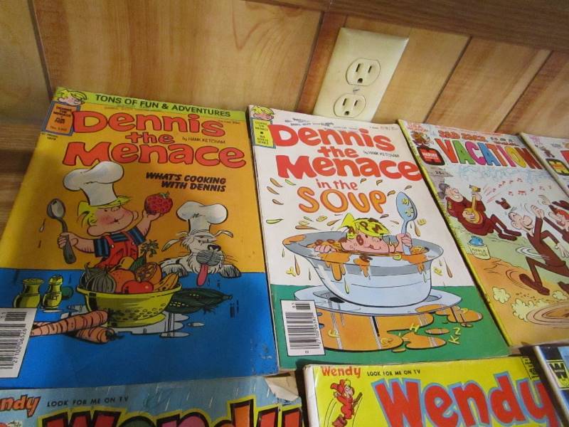 lot 60 image: (14) Misc. Vintage Comic Books