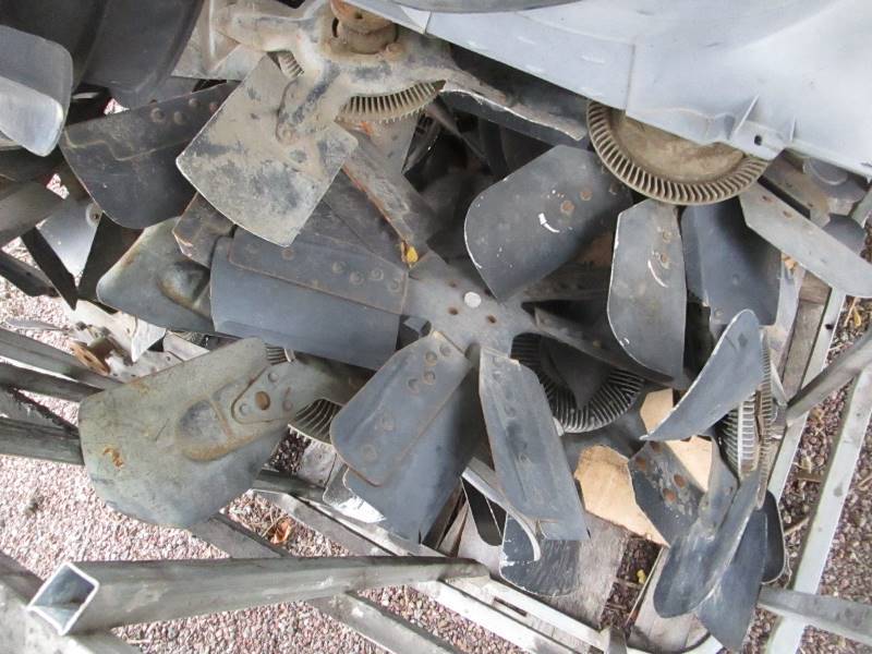 lot 24 image: Pallet Basket of Fans & Shrouds