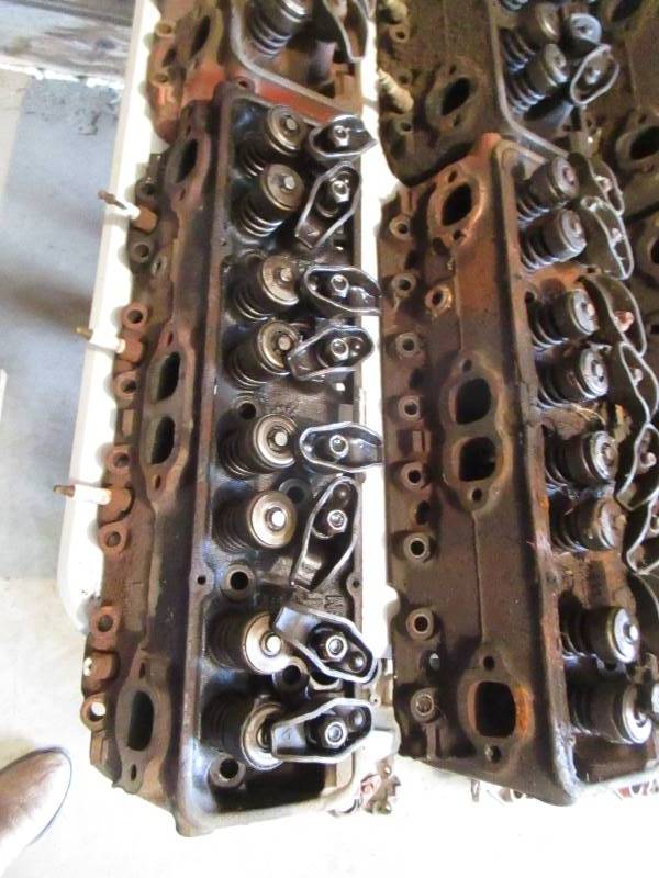 lot 41 image: (6) Small Block Chevy Heads