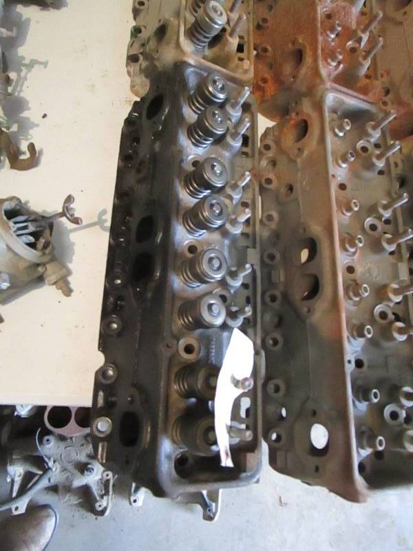 lot 42 image: (6) (Reconditioned) Small Block Chevy Heads