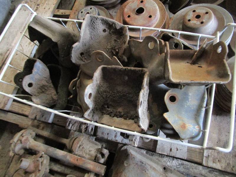 lot 47 image: Pallet of Small Block Chevy Parts