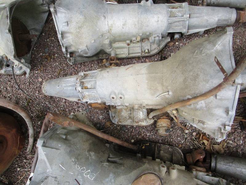 lot 18 image: (13) Chevy Transmission Cores