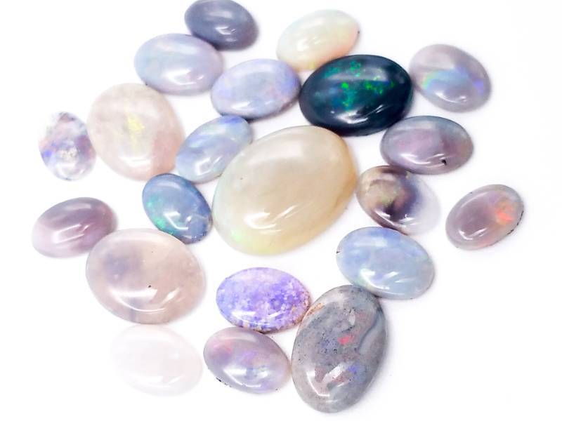 lot 22A image: Beautiful Group of Loose Opals #1
