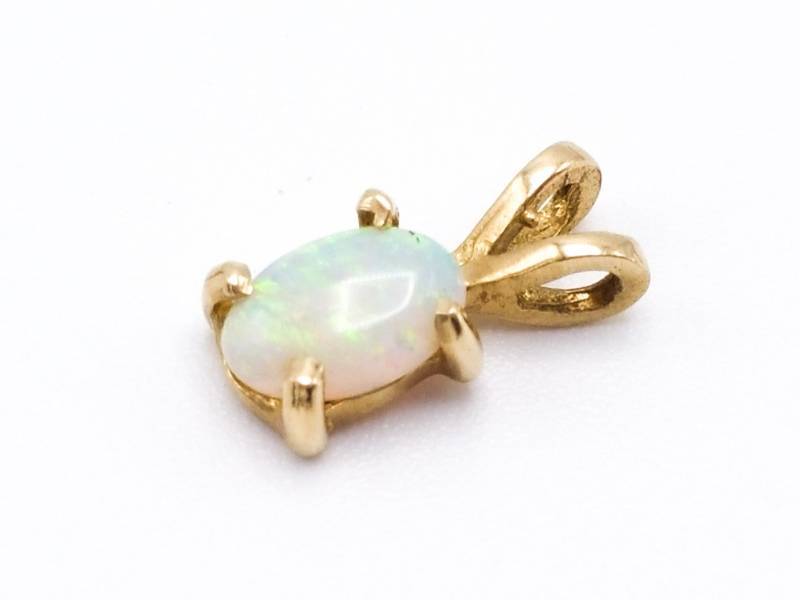 lot 51 image: Opal Estate Pendant in 14k Yellow Gold