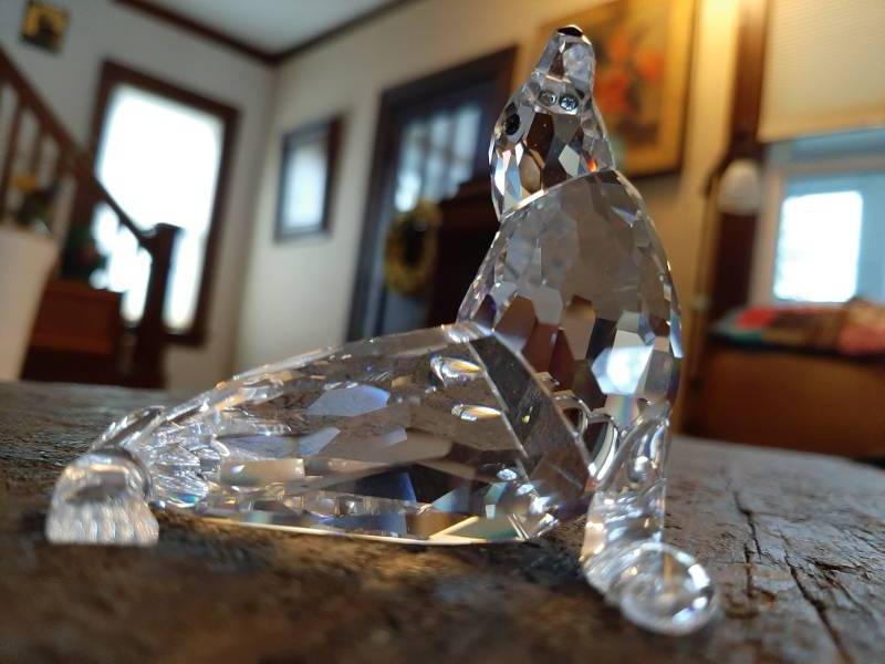 lot 61 image: Swarovski Crystal Mother Sea Lion Figurine NIB Retired
