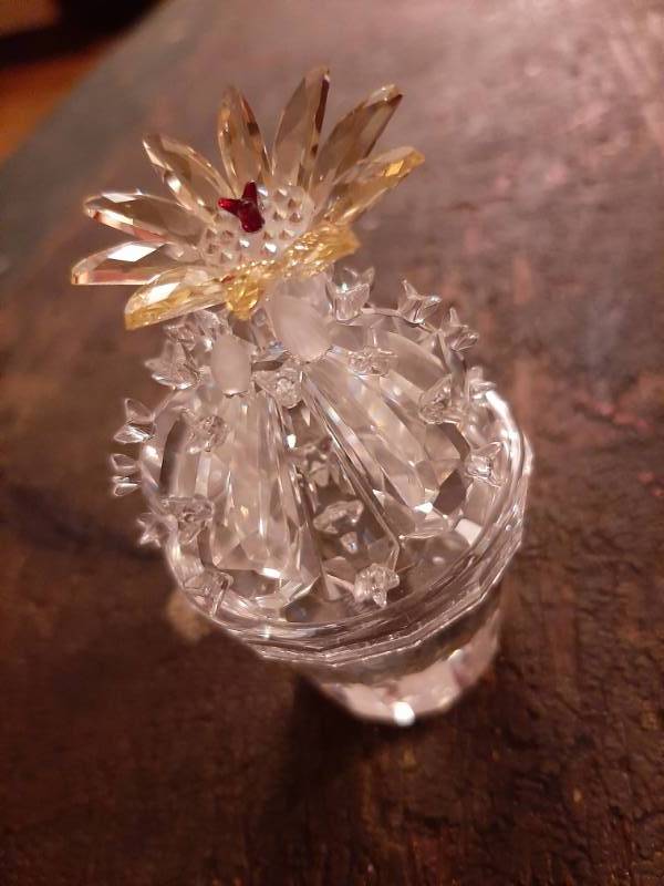 lot 78 image: Swarovski Crystal Flowering Cactus Figurine NIB Retired