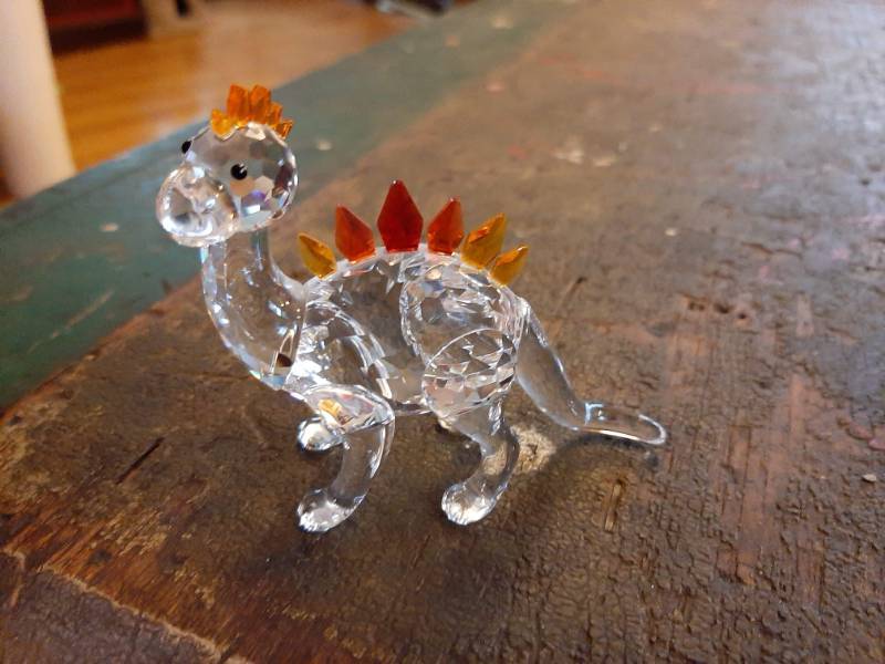 lot 84 image: Swarovski Crystal Dino Figurine NIB Retired