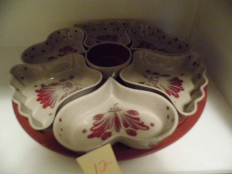 lot 12 image: Gala Gray Lazy Susan