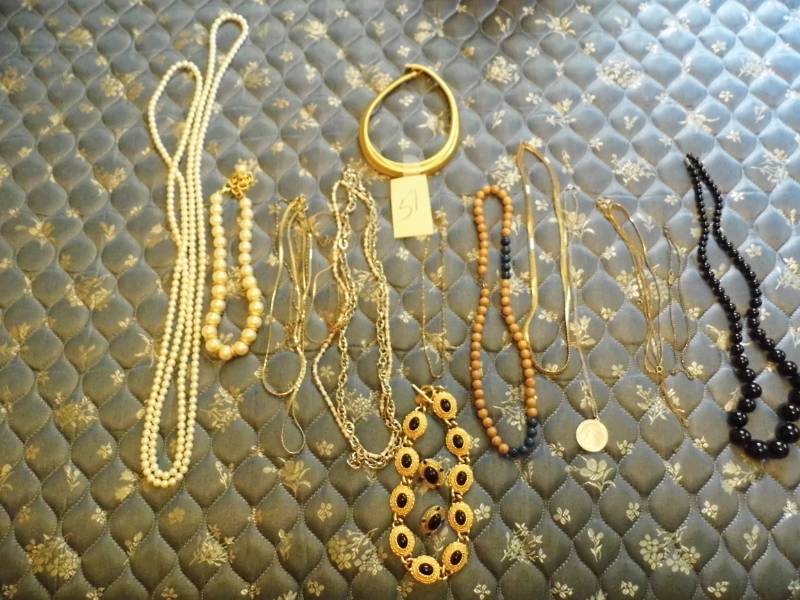 lot 51 image: Necklaces