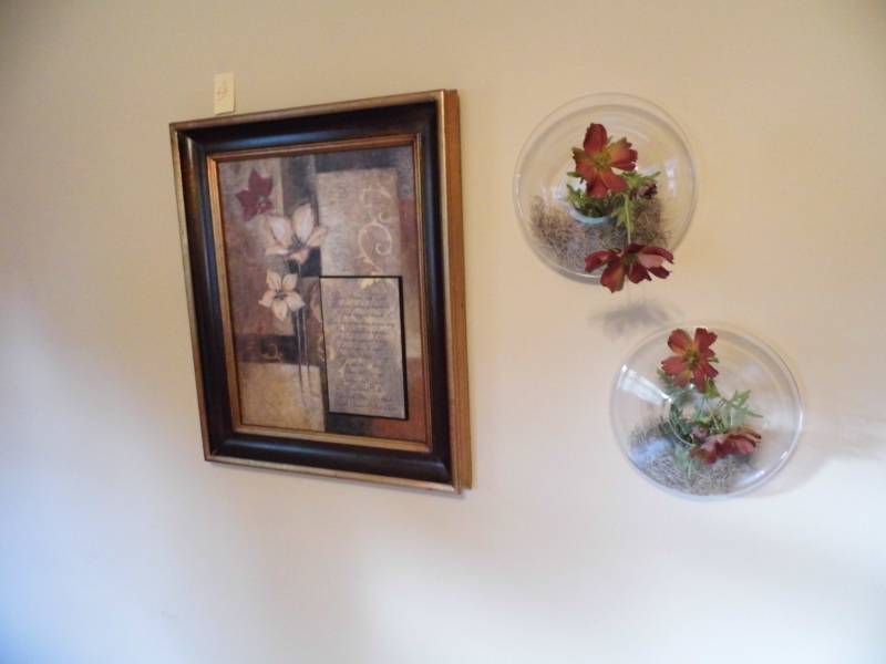 lot 56 image: 3 Piece Artwork