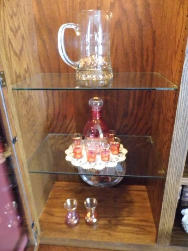lot 67 image: Glassware