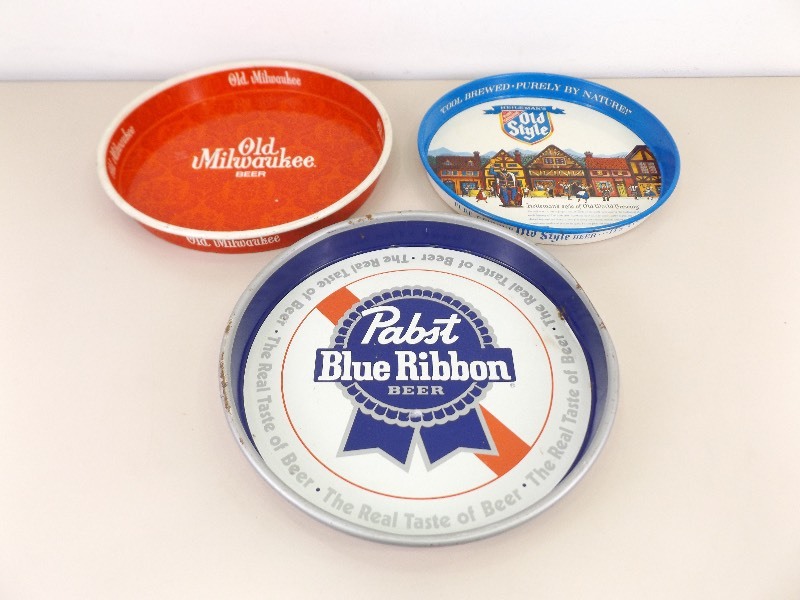 3 Vintage Advertising Old Milwaukee, Old Style, and Pabst Beer Metal Serving Trays