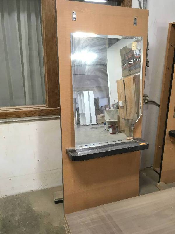 Vanity Mirror Booths