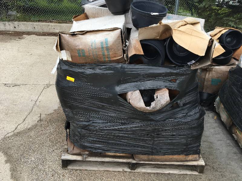 Pallet Of Plastic Flower Pots