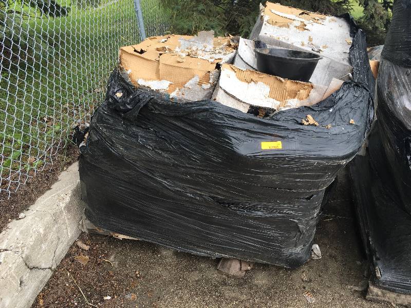 Pallet Of Plastic Flower Pots